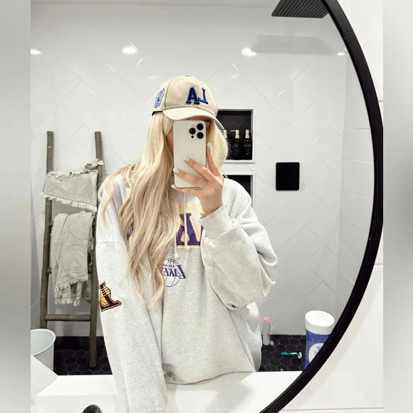 Urban Outfitters Accessories - URBAN OUTFITTERS NEW LA hat